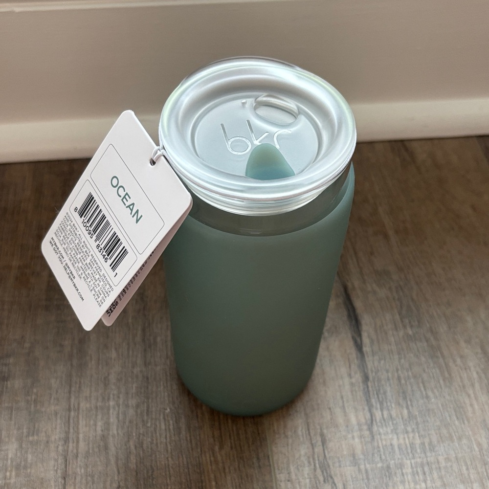 SET: bkr Ocean Little La Coupe (12oz) - NWT + 3 extra buttons + 3 12oz straws